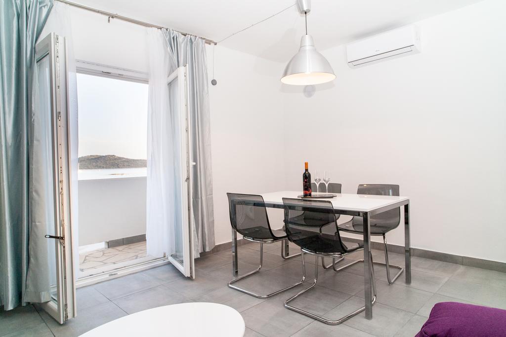 Apartment Ema 로고즈니차 외부 사진