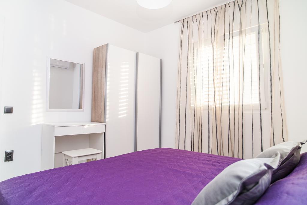 Apartment Ema 로고즈니차 외부 사진